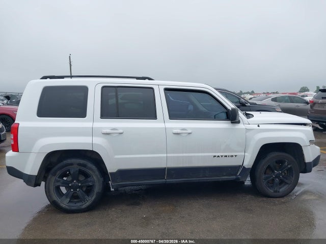 Jeep Patriot Altitude Edition 2015 1C4NJPBA3FD157363 Image 13