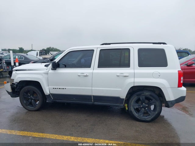 Jeep Patriot Altitude Edition 2015 1C4NJPBA3FD157363 Image 14