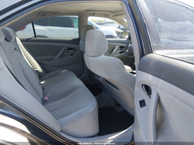45000782 :رقم المزاد ، JTNBB46K983045642 vin ، 2008 Toyota Camry Hybrid مزاد بيع