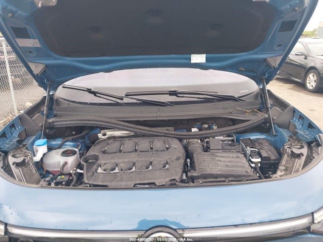 2025 Volkswagen Tiguan 2.0t Sel R-line მანქანა იყიდება აუქციონზე, vin: 3VVLR7RM9SM022355, აუქციონის ნომერი: 45000797