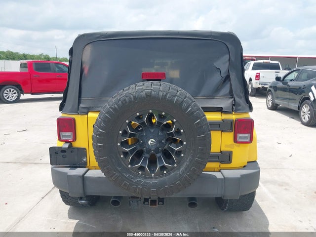 1C4BJWFG8FL567836 Jeep Wrangler Unlimited Rubicon