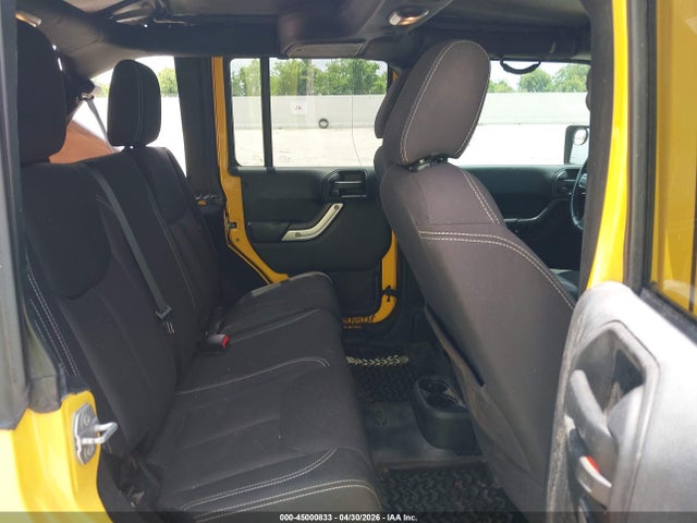 1C4BJWFG8FL567836 Jeep Wrangler Unlimited Rubicon