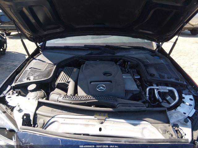 Продаж на аукціоні авто 2018 Mercedes-benz C 300, vin: 55SWF4JBXJU255546, номер лоту: 45000839
