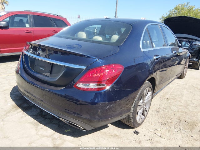 Продаж на аукціоні авто 2018 Mercedes-benz C 300, vin: 55SWF4JBXJU255546, номер лоту: 45000839