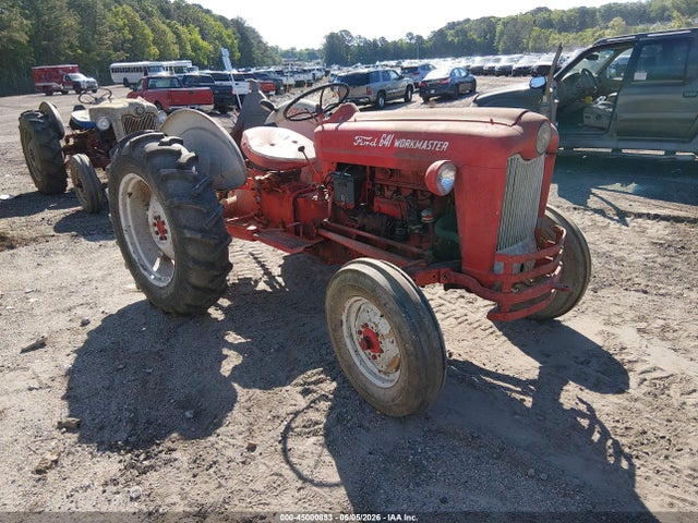 45000853 :رقم المزاد ، NCA501B vin ، 1962 Ford Workmaster Tractor مزاد بيع