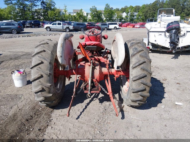 Auction sale of the 1962 Ford Workmaster Tractor, vin: NCA501B, lot number: 45000853