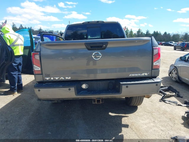 1N6AA1E59JN550374 Nissan Titan Pro-4x