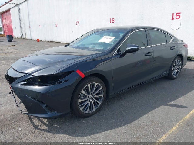 Lexus ES 300H 2021 58ADA1C16MU013069 Image 2