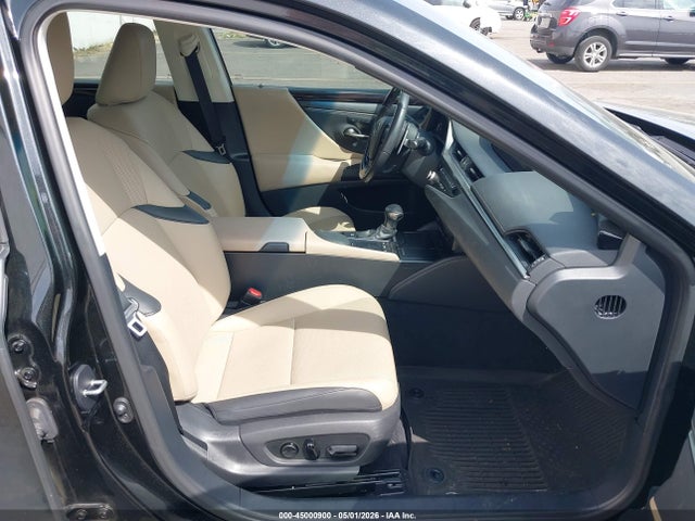 Lexus ES 300H 2021 58ADA1C16MU013069 Image 5