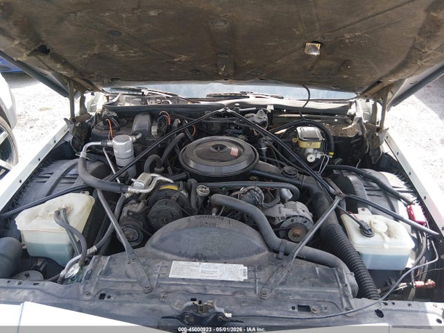 1986 Cadillac Fleetwood Brougham მანქანა იყიდება აუქციონზე, vin: 1G6DW69Y1G9721092, აუქციონის ნომერი: 45000923