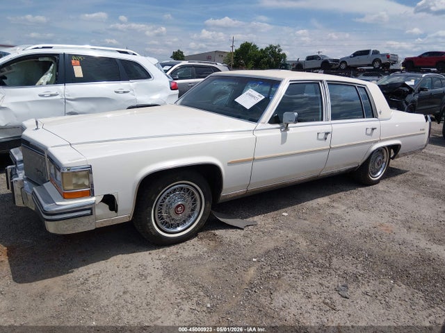 1986 Cadillac Fleetwood Brougham მანქანა იყიდება აუქციონზე, vin: 1G6DW69Y1G9721092, აუქციონის ნომერი: 45000923