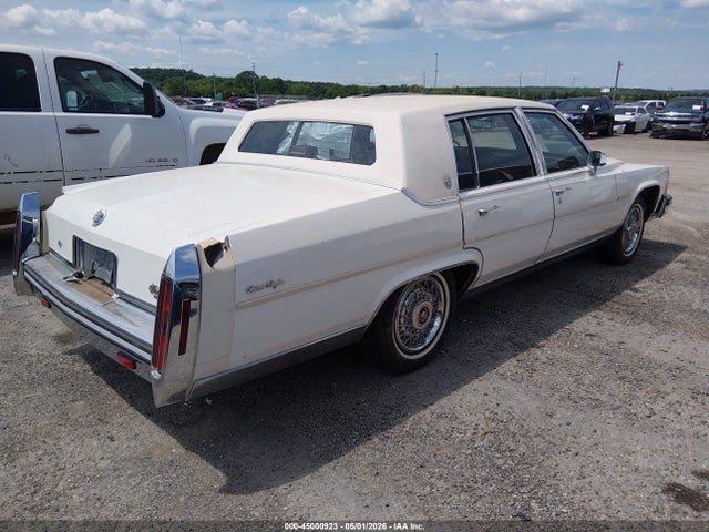 1986 Cadillac Fleetwood Brougham მანქანა იყიდება აუქციონზე, vin: 1G6DW69Y1G9721092, აუქციონის ნომერი: 45000923