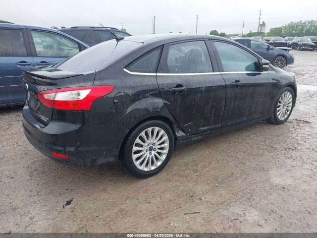 Aukcja sprzedaży 2012 Ford Focus Titanium, vin: 1FAHP3J22CL464755, numer aukcji: 45000952