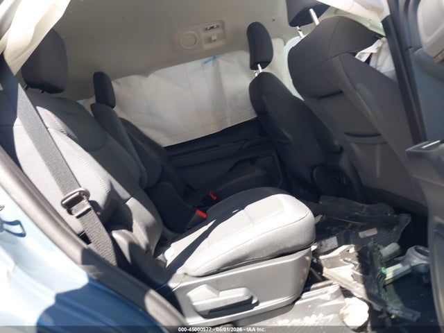 Продажа на аукционе авто 2026 Ford Explorer Active, vin: 1FMUK8DHXTGA51622, номер лота: 45000977