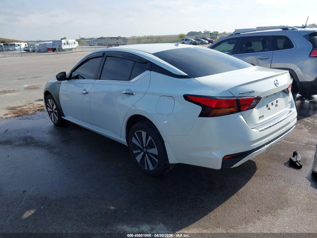 Продажа на аукционе авто 2022 Nissan Altima Sv Intelligent Awd, vin: 1N4BL4DW0NN355272, номер лота: 45001000
