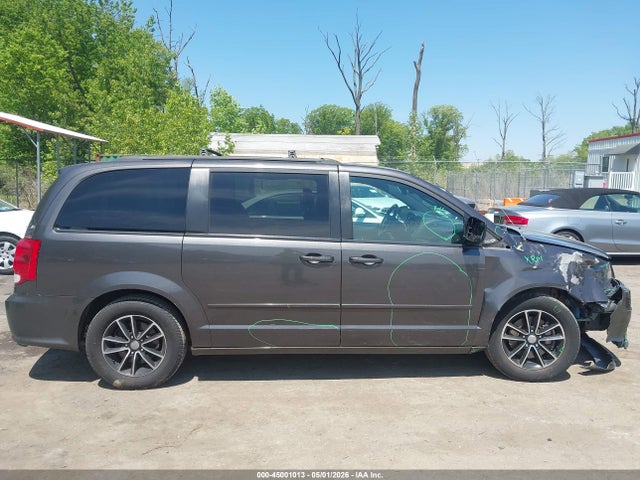 2017 Dodge Grand Caravan Gt მანქანა იყიდება აუქციონზე, vin: 2C4RDGEG5HR737917, აუქციონის ნომერი: 45001013