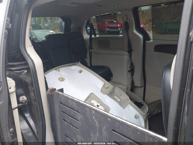2012 Chrysler Town & Country Touring-l მანქანა იყიდება აუქციონზე, vin: 2C4RC1CGXCR106303, აუქციონის ნომერი: 45001067