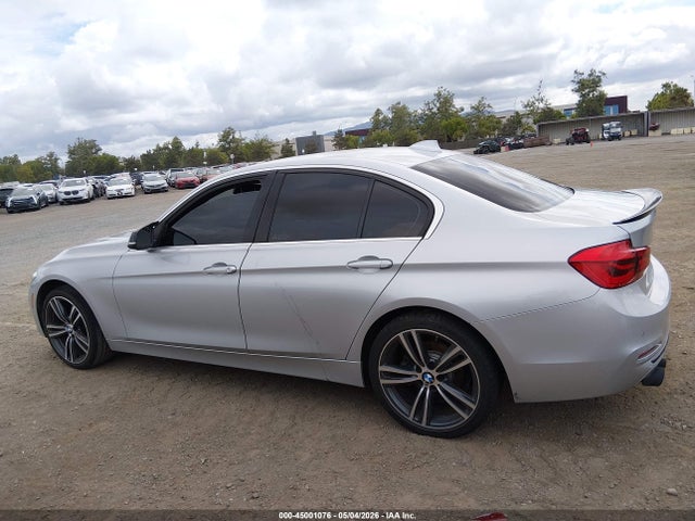 Продажа на аукционе авто 2017 Bmw 330i, vin: WBA8B9G34HNU52336, номер лота: 45001076