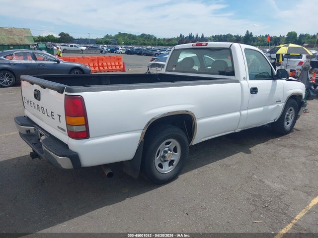 2000 Chevrolet Silverado 1500 მანქანა იყიდება აუქციონზე, vin: 1GCEC14W0YE147709, აუქციონის ნომერი: 45001082