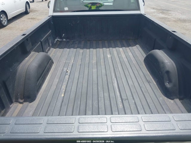 2000 Chevrolet Silverado 1500 მანქანა იყიდება აუქციონზე, vin: 1GCEC14W0YE147709, აუქციონის ნომერი: 45001082
