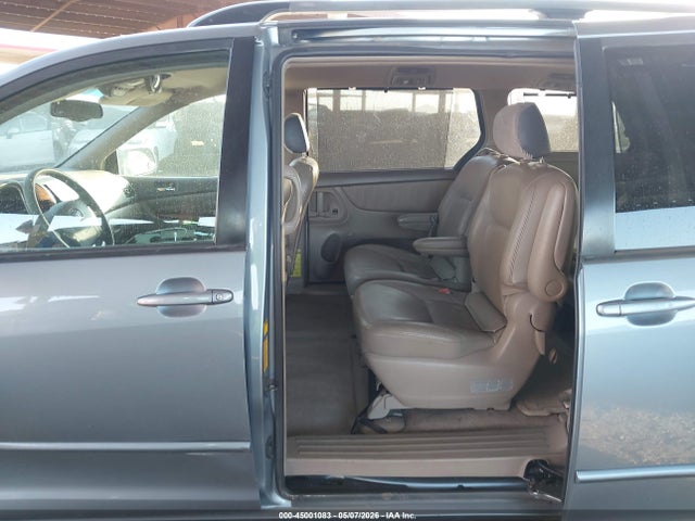 2004 Toyota Sienna Xle მანქანა იყიდება აუქციონზე, vin: 5TDZA22C34S076046, აუქციონის ნომერი: 45001083