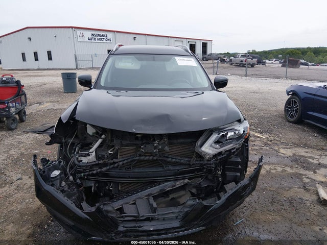 45001095 :رقم المزاد ، JN8AT2MV9JW307330 vin ، 2018 Nissan Rogue Sv مزاد بيع