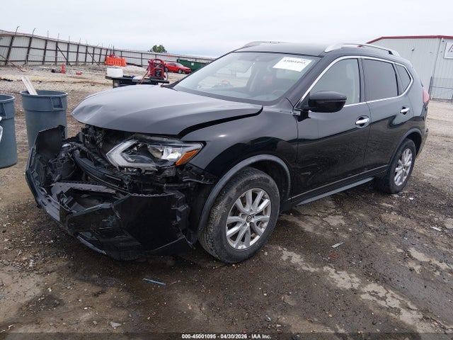 45001095 :رقم المزاد ، JN8AT2MV9JW307330 vin ، 2018 Nissan Rogue Sv مزاد بيع