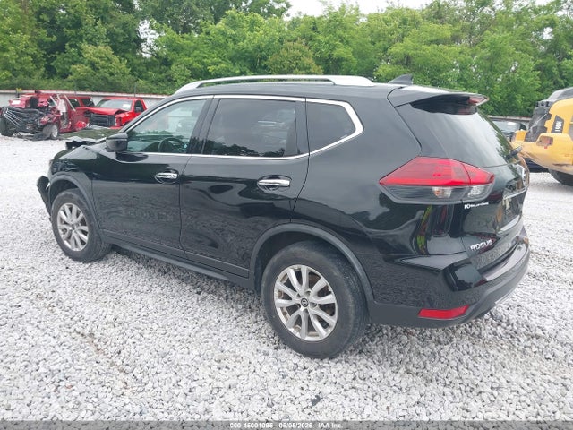 45001095 :رقم المزاد ، JN8AT2MV9JW307330 vin ، 2018 Nissan Rogue Sv مزاد بيع