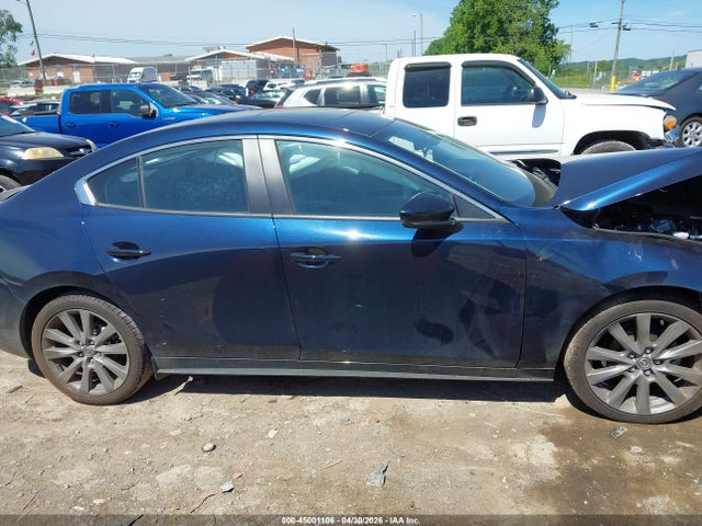 2024 Mazda Mazda3 2.5 S Preferred მანქანა იყიდება აუქციონზე, vin: 3MZBPACM5RM415055, აუქციონის ნომერი: 45001106