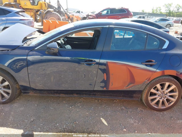 2024 Mazda Mazda3 2.5 S Preferred მანქანა იყიდება აუქციონზე, vin: 3MZBPACM5RM415055, აუქციონის ნომერი: 45001106