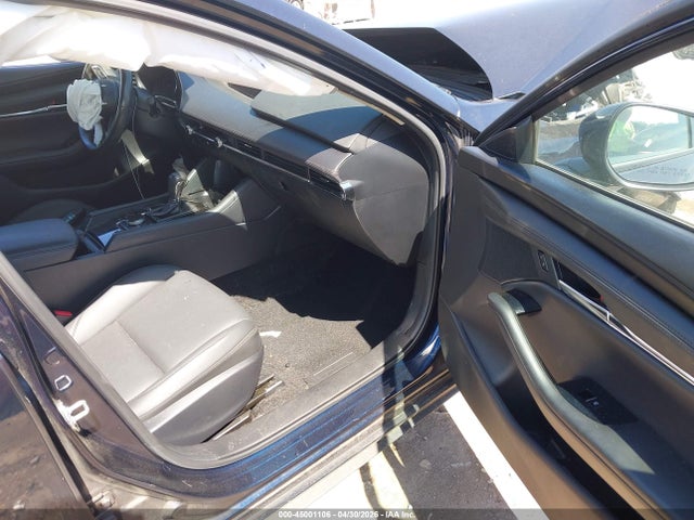 2024 Mazda Mazda3 2.5 S Preferred მანქანა იყიდება აუქციონზე, vin: 3MZBPACM5RM415055, აუქციონის ნომერი: 45001106
