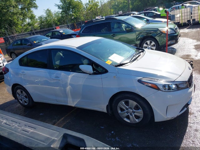 Продаж на аукціоні авто 2018 Kia Forte Lx, vin: 3KPFK4A72JE195017, номер лоту: 45001108