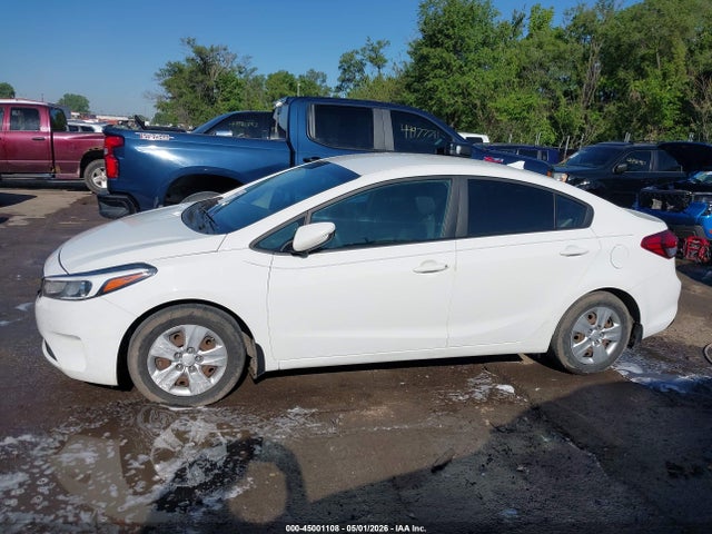 Продаж на аукціоні авто 2018 Kia Forte Lx, vin: 3KPFK4A72JE195017, номер лоту: 45001108