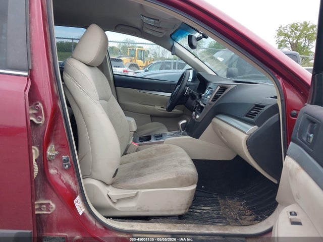 45001135 :رقم المزاد ، 4S4BRCCC2B3412052 vin ، 2011 Subaru Outback 2.5i Premium مزاد بيع