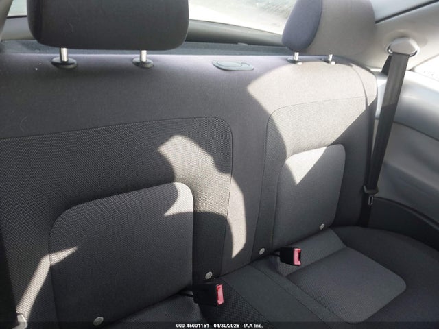 Aukcja sprzedaży 2004 Volkswagen New Beetle Gl, vin: 3VWBK31C24M407430, numer aukcji: 45001151