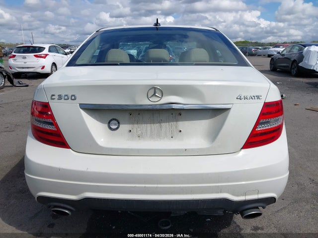 Aukcja sprzedaży 2012 Mercedes-benz C 300 Sport 4matic, vin: WDDGF8BB0CR196232, numer aukcji: 45001174