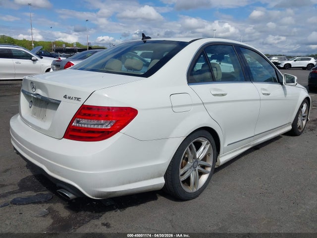 Aukcja sprzedaży 2012 Mercedes-benz C 300 Sport 4matic, vin: WDDGF8BB0CR196232, numer aukcji: 45001174