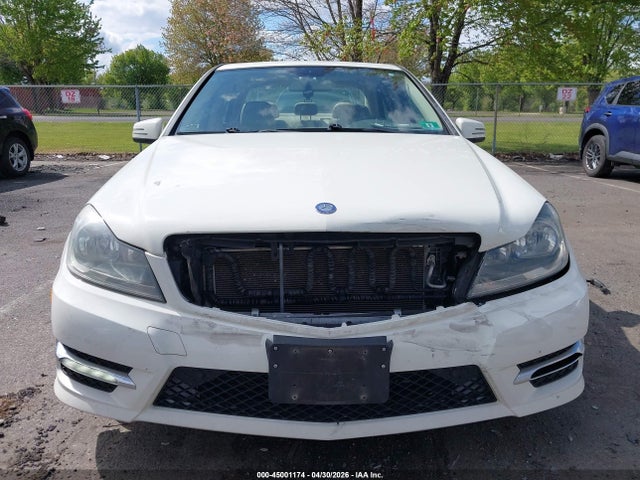 Aukcja sprzedaży 2012 Mercedes-benz C 300 Sport 4matic, vin: WDDGF8BB0CR196232, numer aukcji: 45001174
