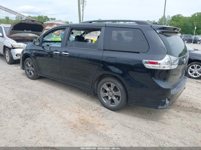Toyota SIENNA SE 2020 5TDEZ3DC8LS249679 Image 3