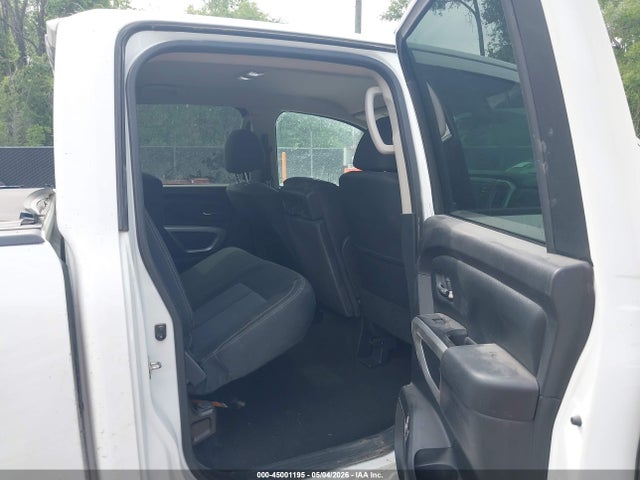Aukcja sprzedaży 2018 Nissan Titan Xd Sv Gas, vin: 1N6AA1F32JN527743, numer aukcji: 45001195