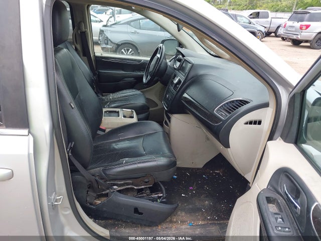 Продаж на аукціоні авто 2011 Chrysler Town & Country Touring-l, vin: 2A4RR8DG8BR702329, номер лоту: 45001197