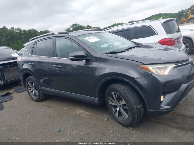 45001203 :رقم المزاد ، 2T3WFREV9JW434836 vin ، 2018 Toyota Rav4 Xle مزاد بيع