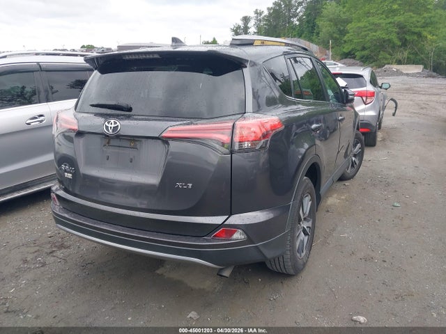 45001203 :رقم المزاد ، 2T3WFREV9JW434836 vin ، 2018 Toyota Rav4 Xle مزاد بيع