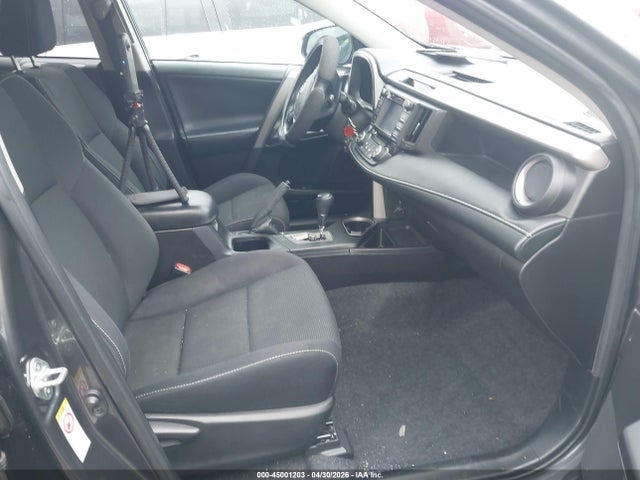 45001203 :رقم المزاد ، 2T3WFREV9JW434836 vin ، 2018 Toyota Rav4 Xle مزاد بيع
