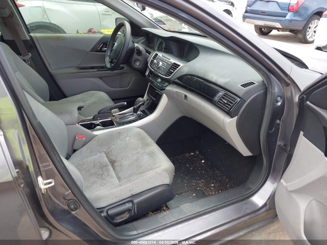 45001214 :رقم المزاد ، 1HGCR2F32HA112726 vin ، 2017 Honda Accord Lx مزاد بيع