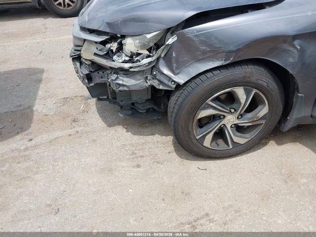 45001214 :رقم المزاد ، 1HGCR2F32HA112726 vin ، 2017 Honda Accord Lx مزاد بيع
