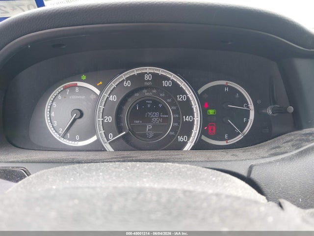 45001214 :رقم المزاد ، 1HGCR2F32HA112726 vin ، 2017 Honda Accord Lx مزاد بيع