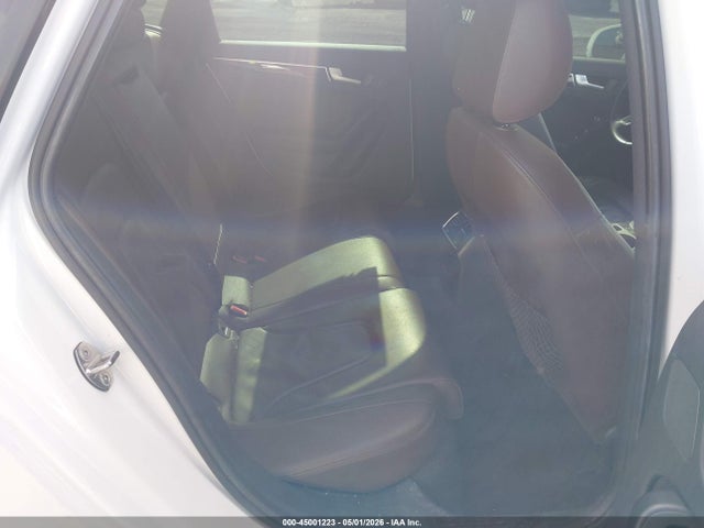 Продаж на аукціоні авто 2014 Audi A4 2.0t Premium, vin: WAUFFAFL8EN032993, номер лоту: 45001223