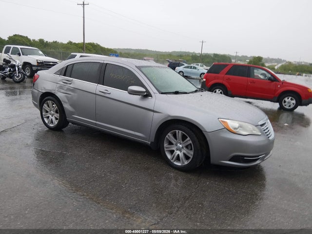 Aukcja sprzedaży 2013 Chrysler 200 Touring, vin: 1C3CCBBB0DN694796, numer aukcji: 45001227