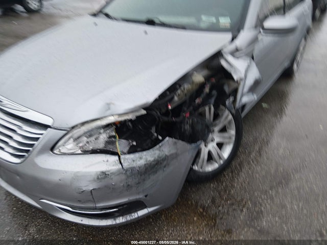 Aukcja sprzedaży 2013 Chrysler 200 Touring, vin: 1C3CCBBB0DN694796, numer aukcji: 45001227